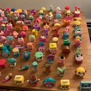SHOPKINS LOT 153+ pieces